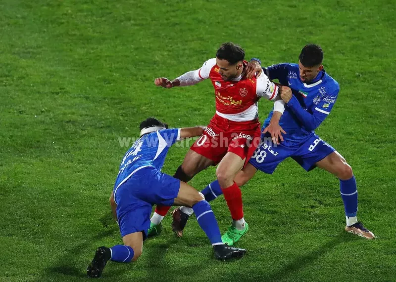 بازگشت اورونوف به دربی پس از بیست و یک ماه