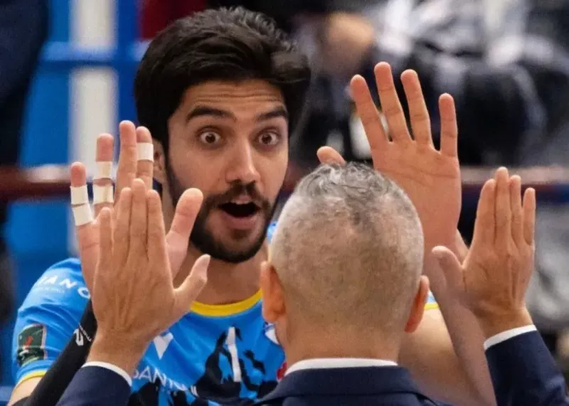 ۸ بازی ۸ شکست: اوضاع وحشتاک پدیده ایرانی و تیمش