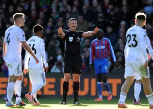 قانون جدید پنالتی علیه شیاطین سرخ