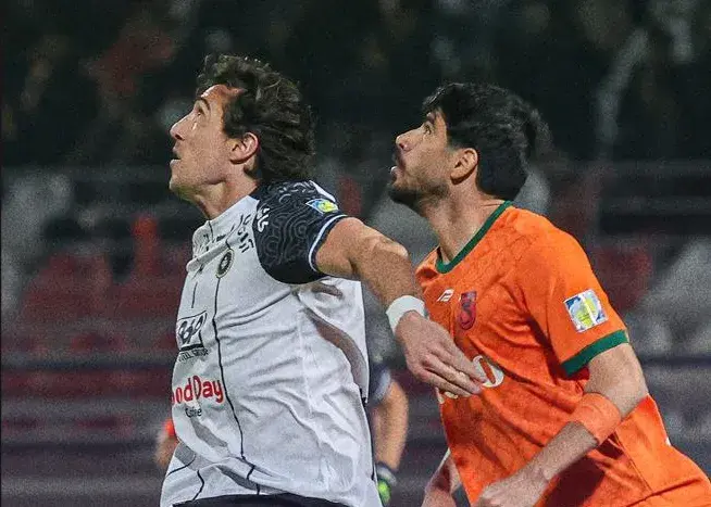 مس 0 - سپاهان 3: محرم در حال و هوای صدرنشینی!