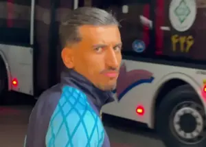 پاسخ صالح حردانی به سوال جنجالی: نگاه غضب‌آلود!