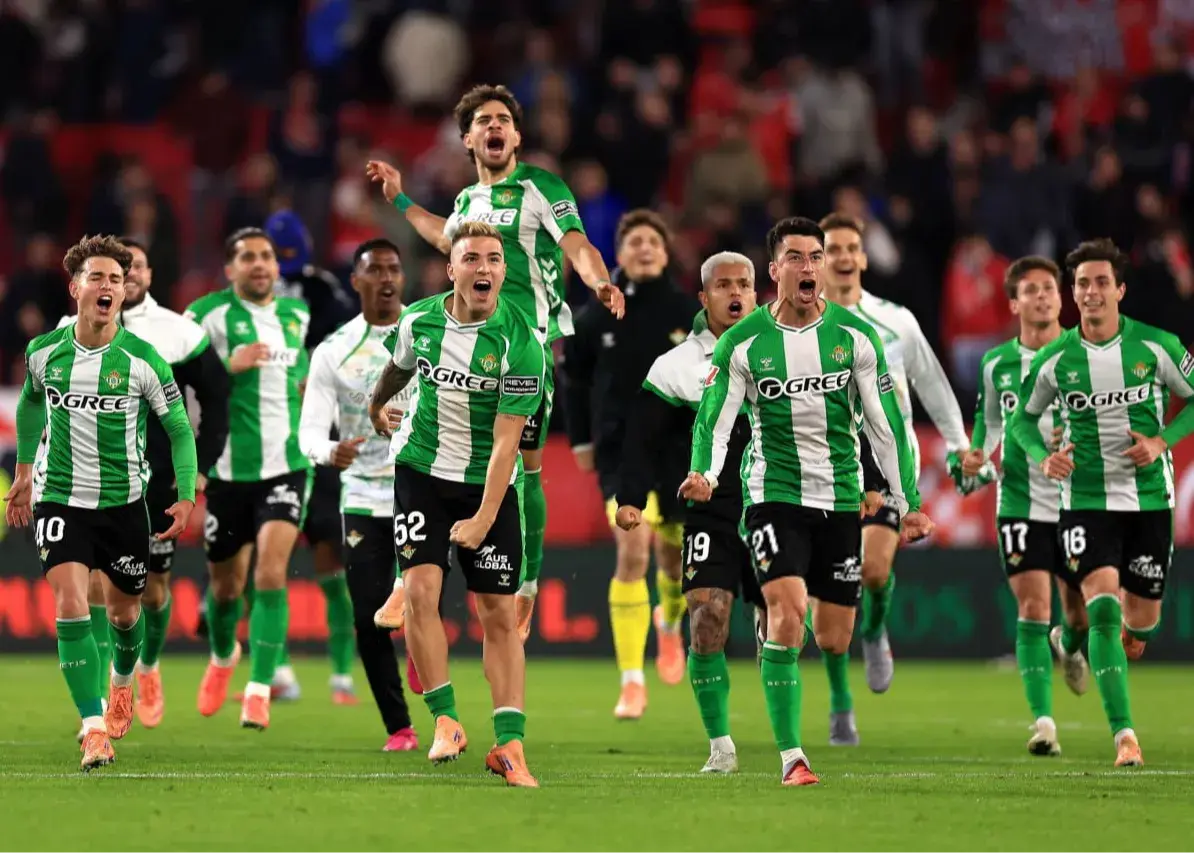 بتیس 2-0 سویا/ پرتنش‌ترین دربی فصل: اندلس یک تکه آتش بود!