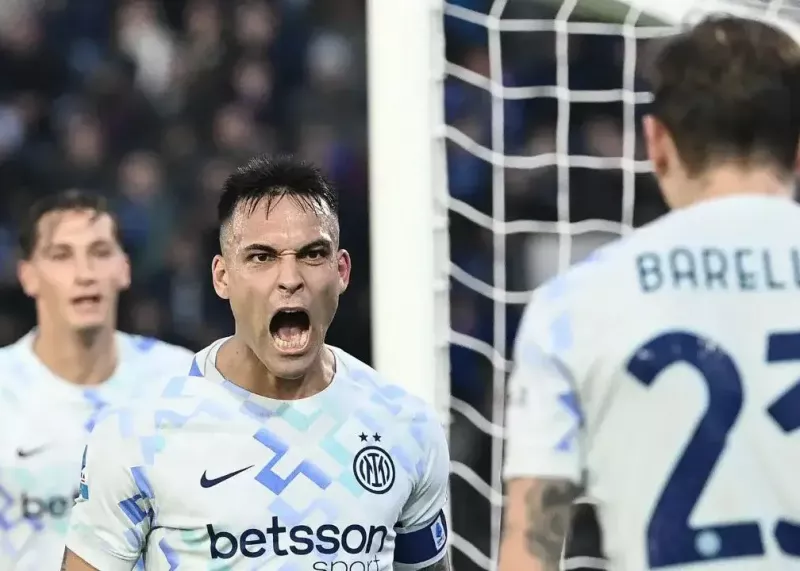 پاسخ لائوتارو به منتقدان: هر چه می‌خواهید بگویید!