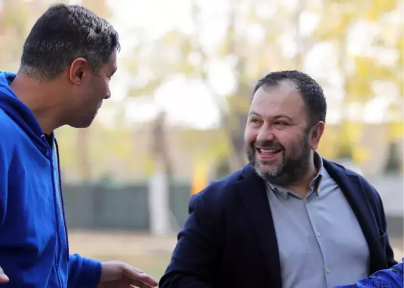 بابایی: بجای شکایت باید عذرخواهی کنید