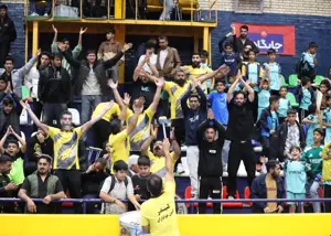 ادعای جنجالی: توهین بازیکنان مس به لیدرهای زن