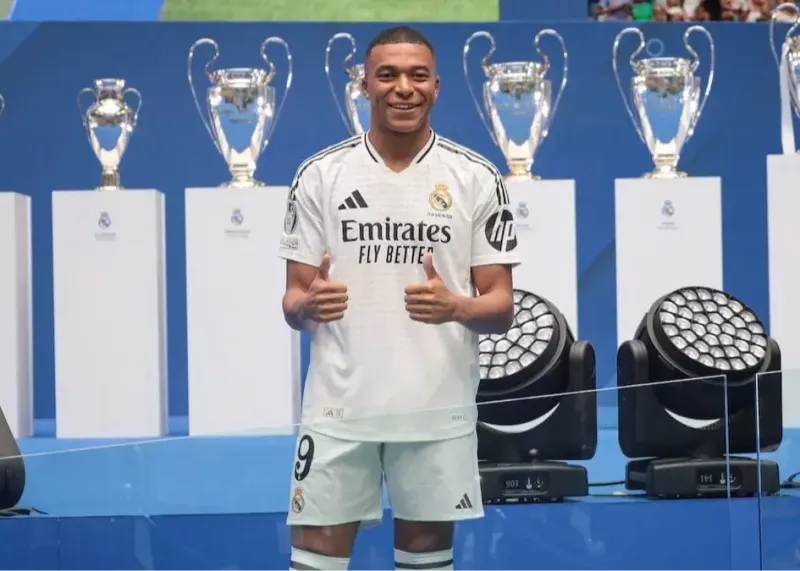 توافق تاریخی فوتبال: نقل‌وانتقالات انتقالات دگرگون می‌شود