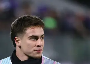 عبور سریع‌السیر ستاره ترک از اسطوره محبوبش!