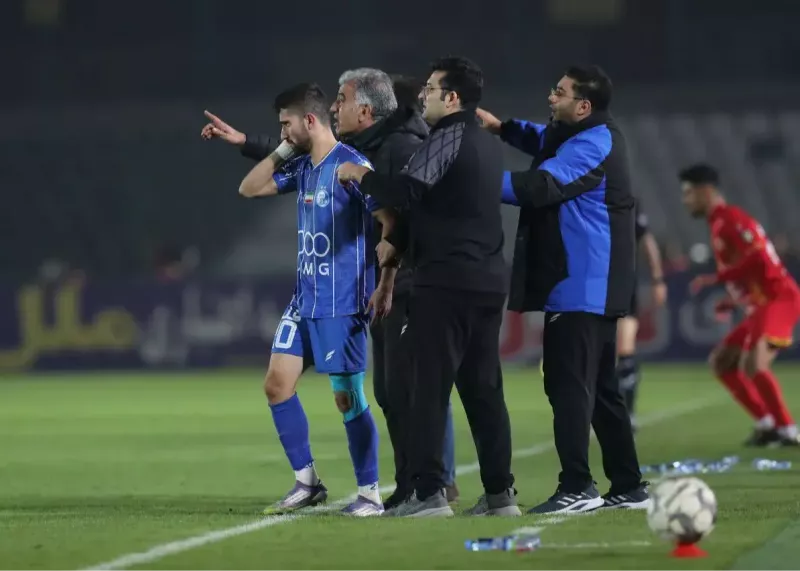 سد محکم مقابل تکنیکی‌ترین بازیکن استقلال