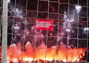 کشتار در آمستردام! آبروی آژاکس رفت