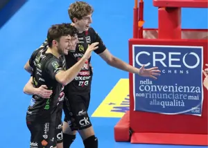 رقیب مستقیم ستاره والیبال ایران گل کاشت!