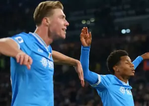 شادی گل عجیب: ستاره‌های کونته پرنده شدند! 