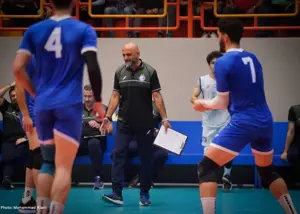 استقلال در زمستان بمب منفجر میکند