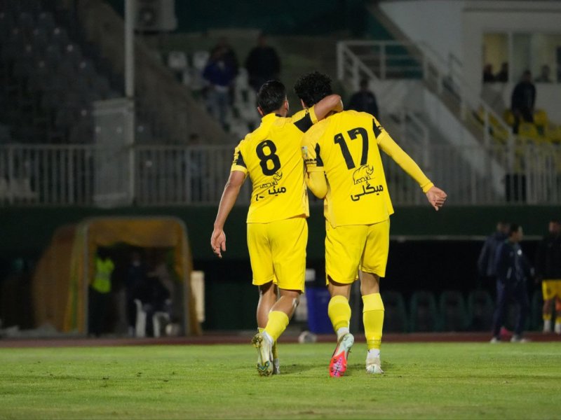 غیبت گلزنان فجر مقابل استقلال خوزستان