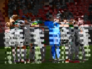 روسیه و اوکراین در شرایطی جنگی با لیگ‌شان چه کردند؟