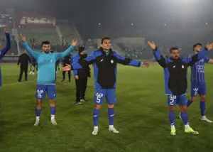 ستون استقلال با ایسلندی آماده دربی!