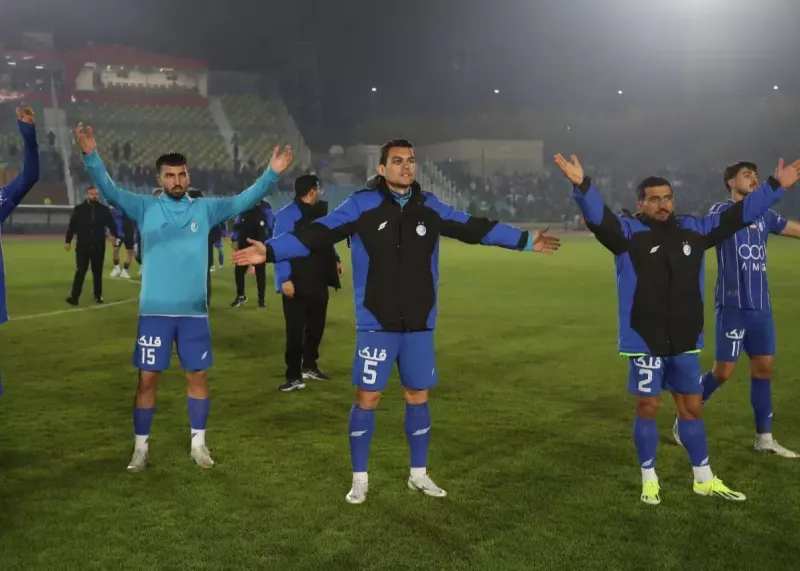 ستون استقلال با ایسلندی آماده دربی!