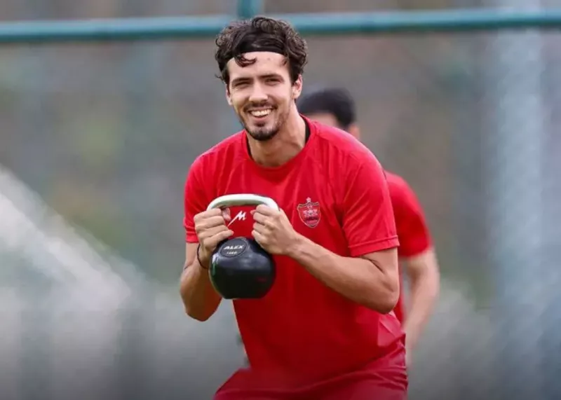 شوک به پرسپولیس در آستانه دربی