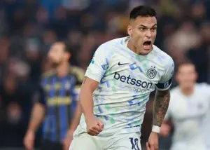 کنایه به اینزاگی: به مربی‌ای مثل کیوو نیاز داشتم!