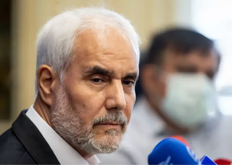 رئیس سابق ورزش: حرفهای رهبری‌فرد کذب محض است!