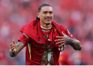 پول داروین را راضی نکرد: فرار از عربستان!