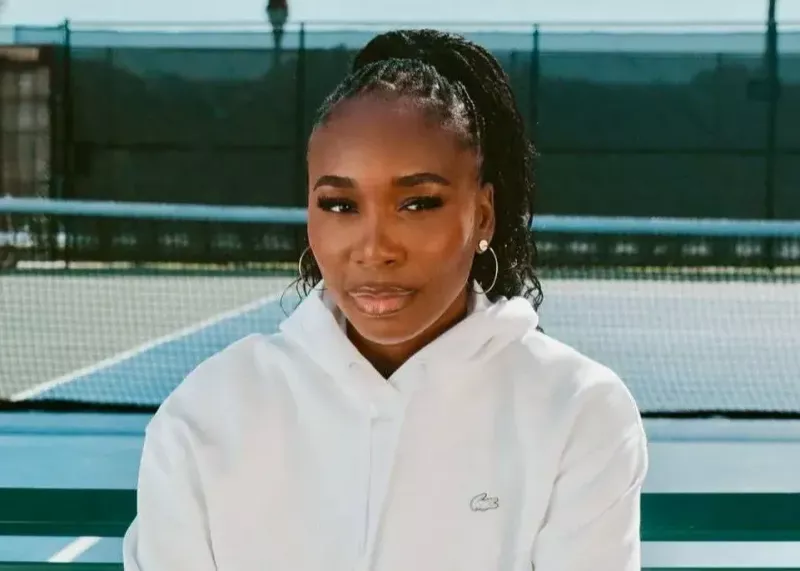 ونوس ویلیامز رابطهاش را علنی کرد! (عکس)