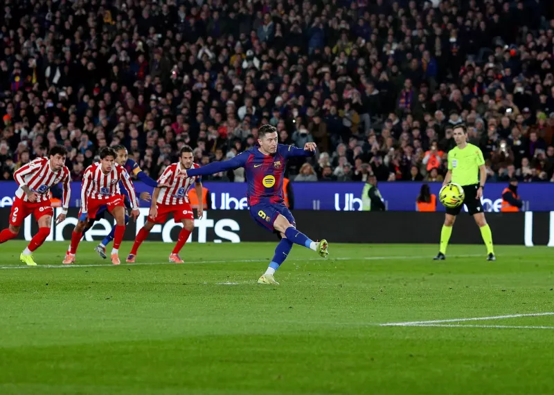 پنالتی لواندوفسکی به مریخ رفت (عکس)