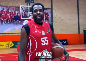 ستاره آمریکایی-عراقی در کرج دست به توپ شد!