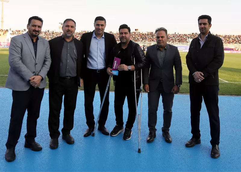 اخباری: این جایزه متعلق به بازیکنان، کادر و مدیریت