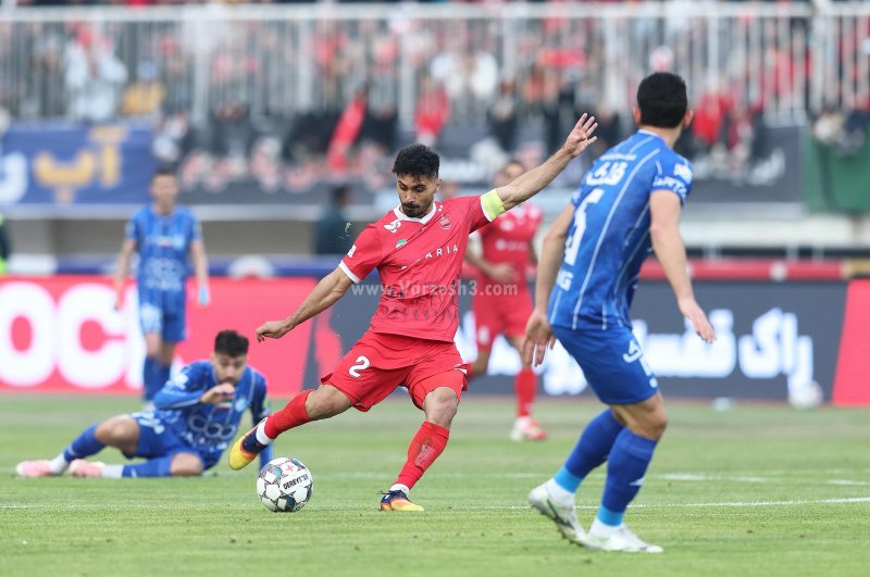 عالیشاه و نمایش یک ساعته با مصدومیت