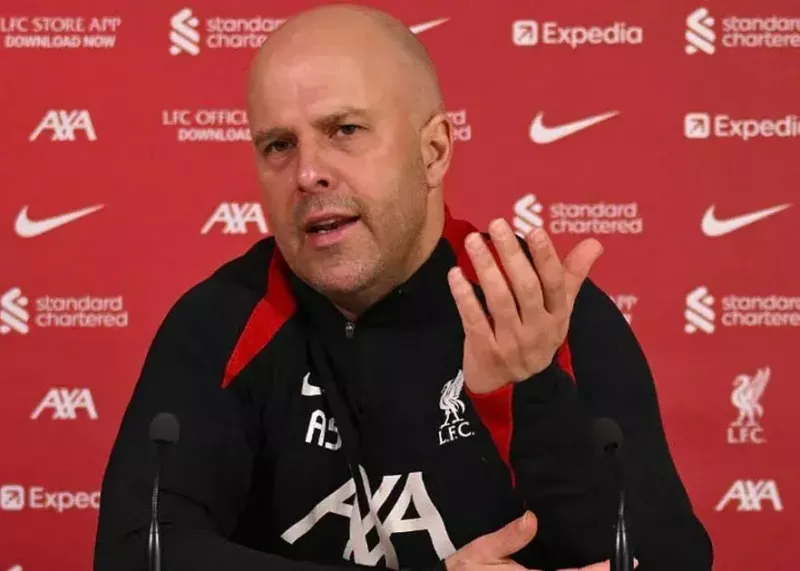 اشلوت: طبیعی است که از نبودن صلاح تعجب کنید!