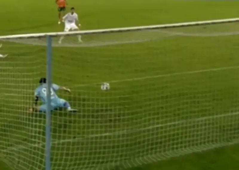 قلب سن‌سیروس با اشتباه طیبی‌پور ایستاد!