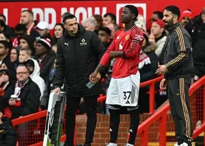 حمله شدید اسطوره منچستر به آموریم: مزخرف نگو!