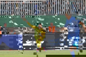 سنگربان خارجی استقلال هم به تهران رسید