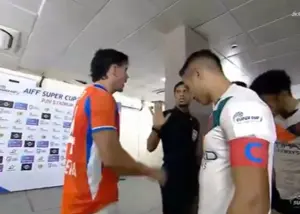 عجیبترین کارت قرمز تاریخ فوتبال ثبت شد!