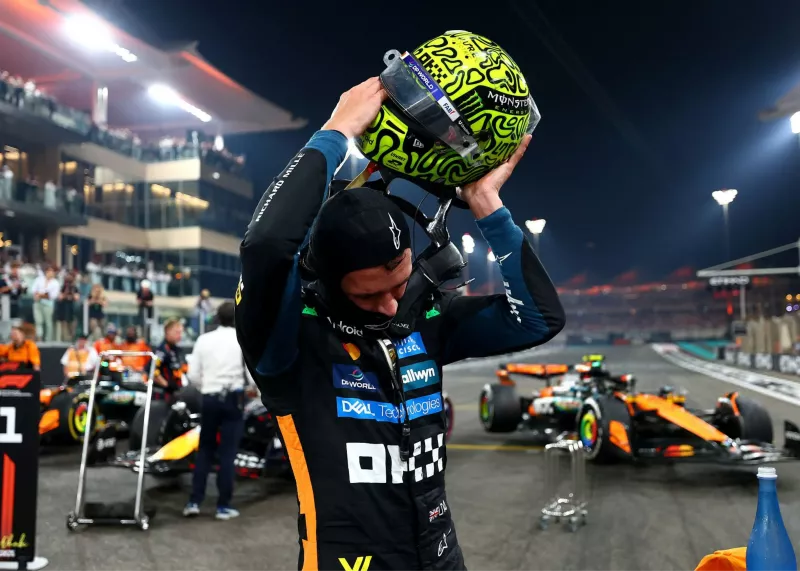 نوریس قهرمان فرمول یک: فتح تاج و تخت مَد مکس