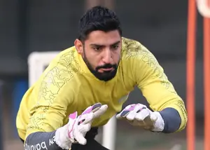 فرعباسی روی صندلی شاگرد لاماری!