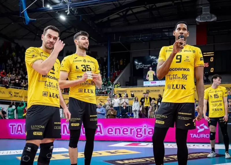 فوقستاره والیبال دوباره مهارناپذیر شد!