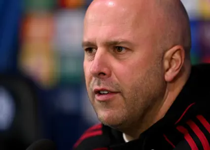 اشلوت: صلاح حق نداشت، من مودبم ولی ضعیف نه!