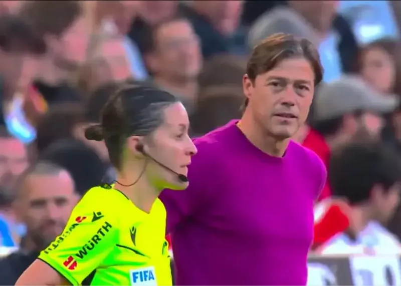 درگیری سرمربی سویا با کمکداور زن!