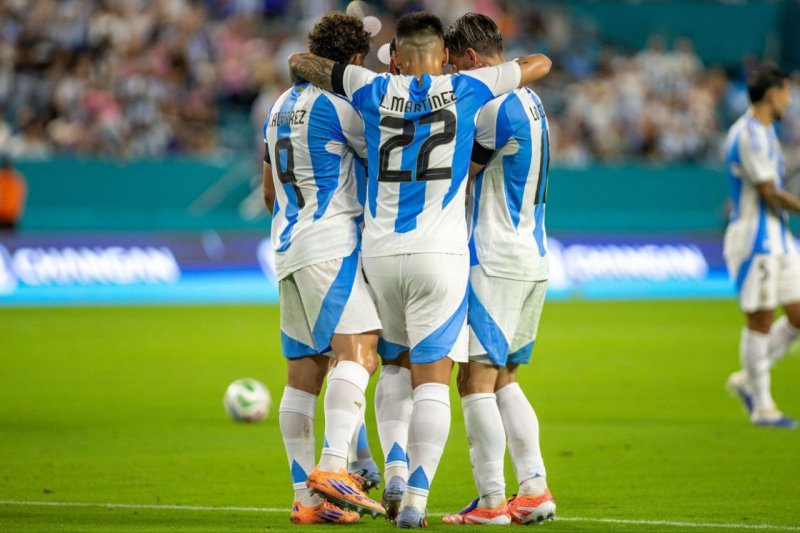 بازی دوستانه عجیب آرژانتین قبل از فینالیسیما