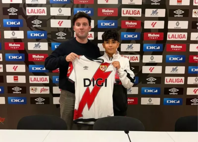 پدیده 15 ساله ایرانی به رایو وایکانو پیوست