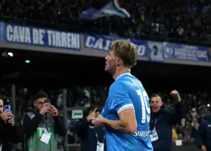 رستاخیر ستاره مازاد منچستر با کونته