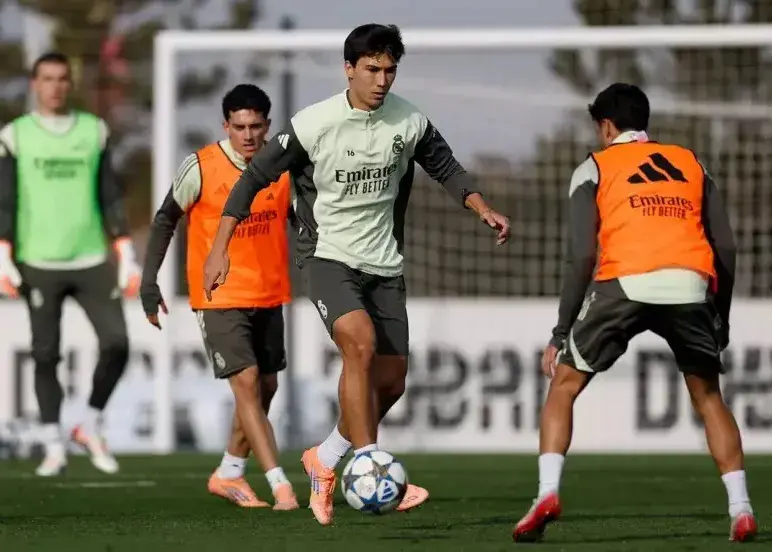 ژابی دست به دامان آکادمی شد/ پسر اسطوره فقید رئال در تمرین: وضعیت قرمز!