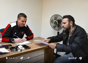 جلسه کوتاه مدیر ورزشی پرسپولیس با اوسمار