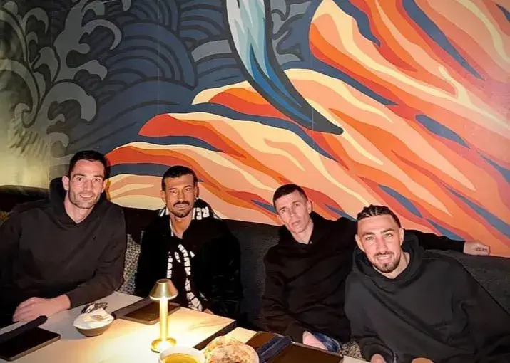 شام مشترک رامین با اکیپ خارجیهای استقلال