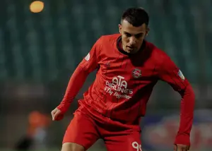 آقای گل لیگ: سازنده سیوهای ماه آذر!