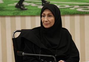 لیموچی رئیس کمیته جهانی پاراتنیس روی میز شد