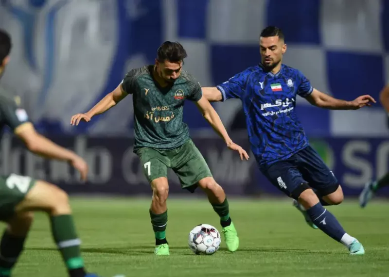 نیمه اول شمسآذر-گلگهر بدون گل اما جنجالی!