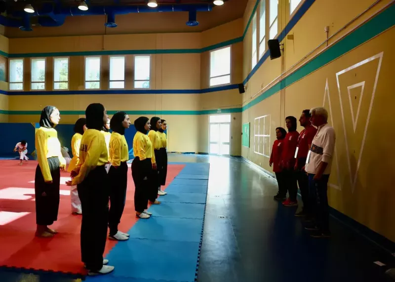 از فداکاری برای پدر تا پرچمداری در دوبی(عکس)