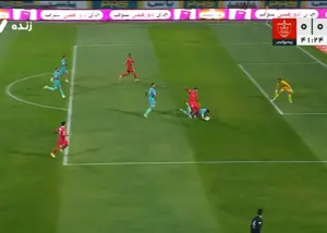 مدافع پیکان و ریسک گردن شکسته! (عکس)